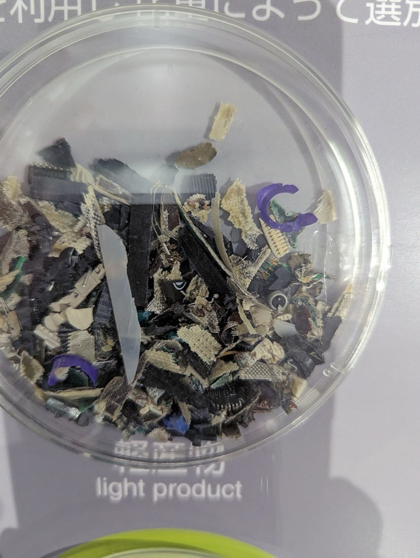 Elektronisch afval wordt gesorteerd voor recyclage